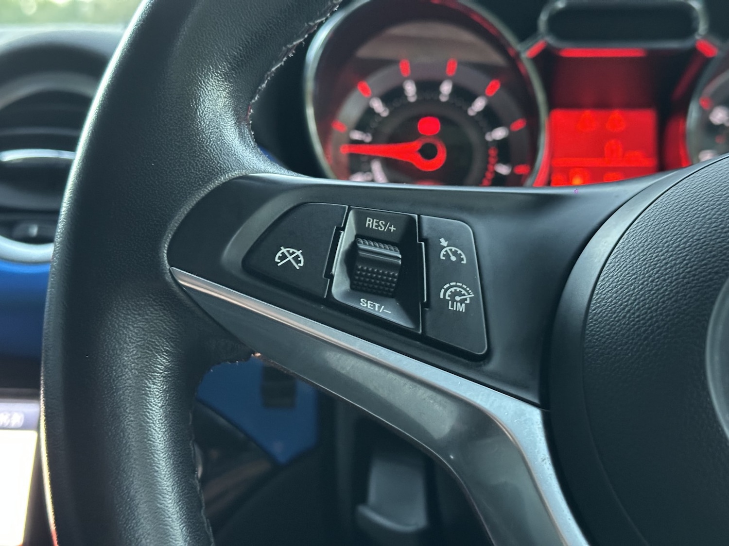 Used Vauxhall ADAM 2015 for sale - 76945614: Photo 21