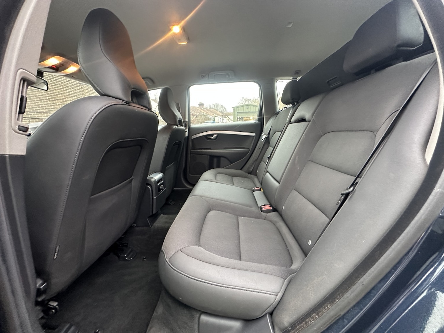 Used Volvo V70 2015 for sale - 77329286: Photo 27