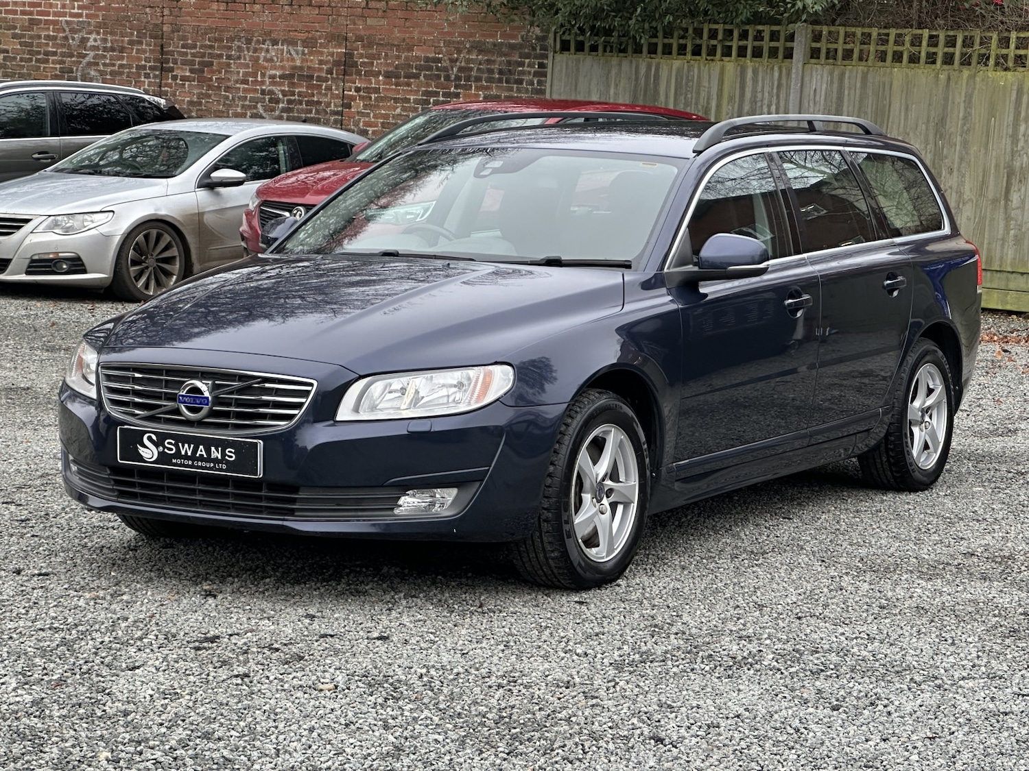 Used Volvo V70 2015 for sale - 77329286: Photo 31