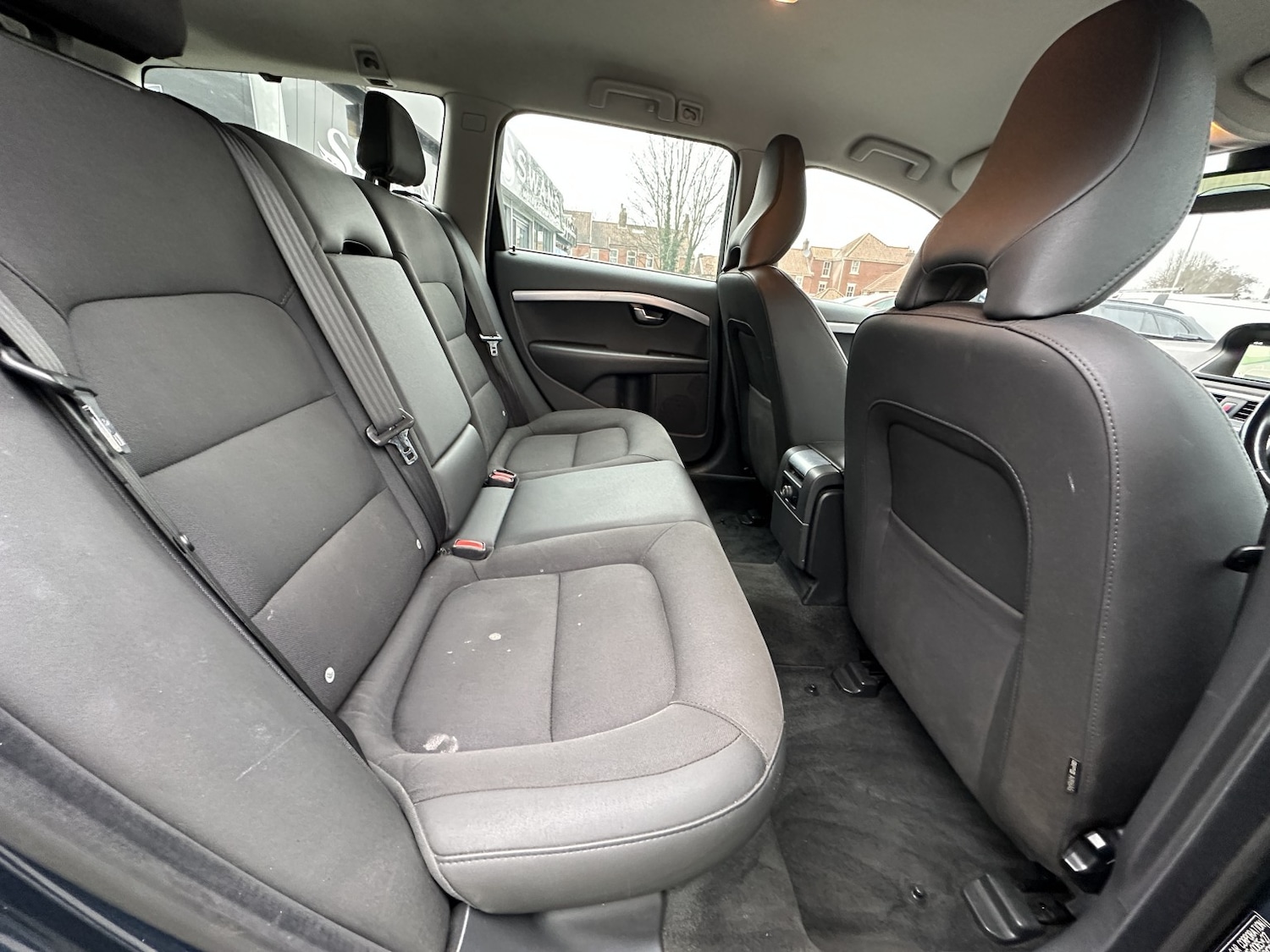 Used Volvo V70 2015 for sale - 77329286: Photo 41