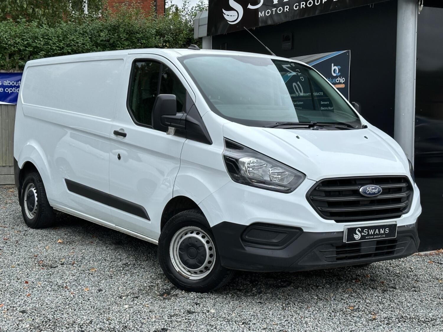 Used Ford Transit Custom 2021 for sale - 76945523: Photo 2