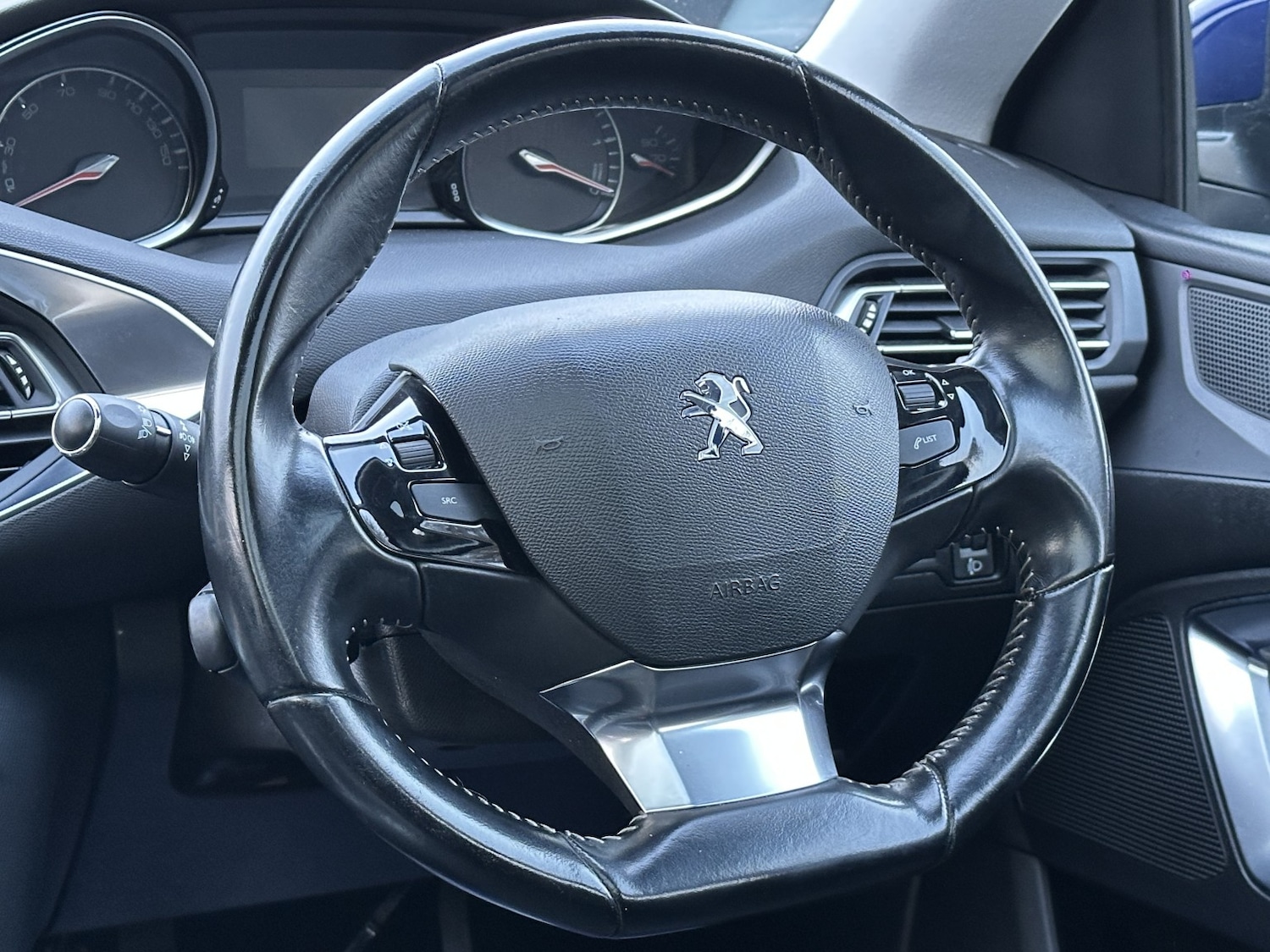 Used Peugeot 308 2018 for sale - 76945603: Photo 19