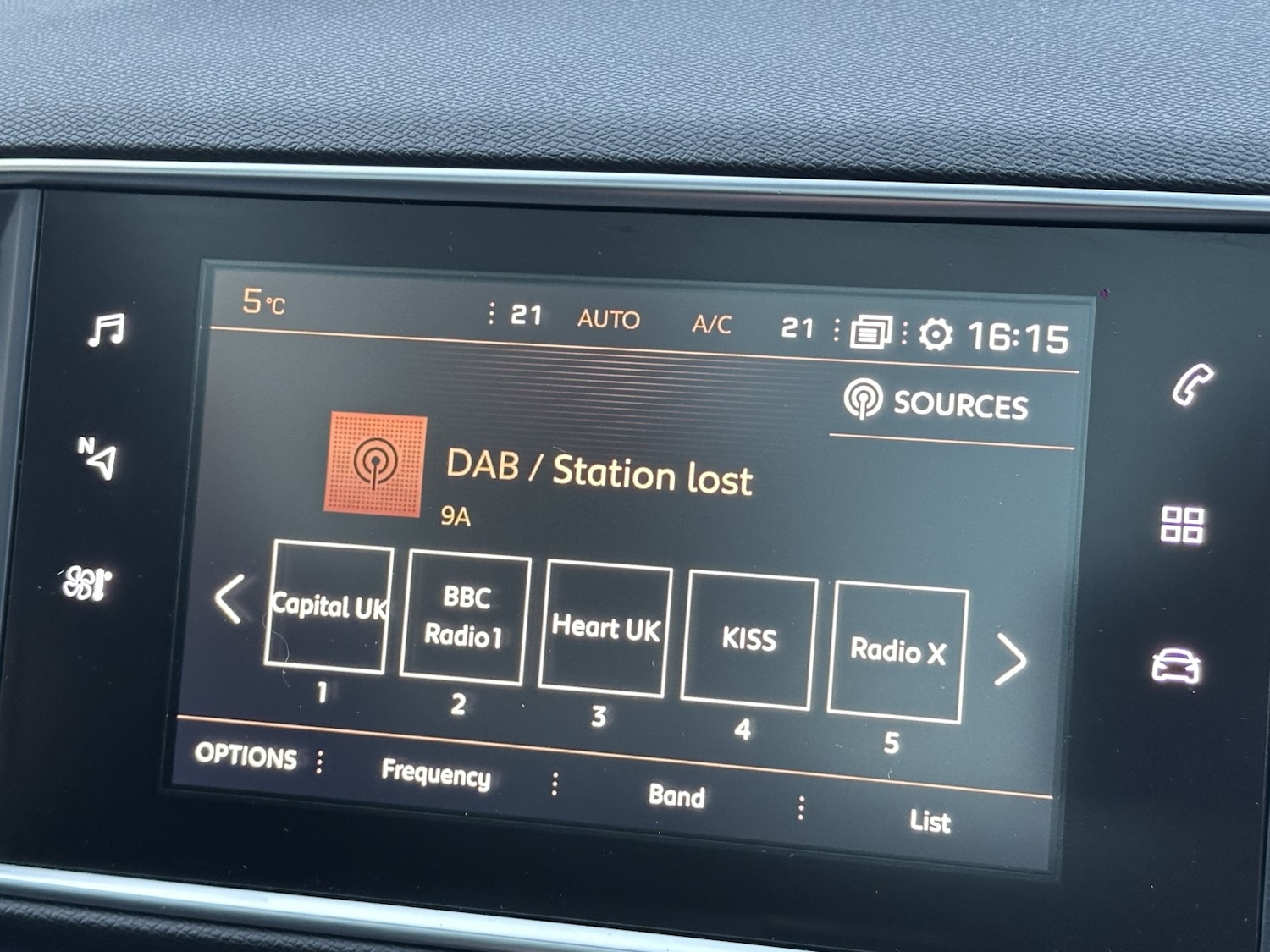 Used Peugeot 308 2018 for sale - 76945603: Photo 29