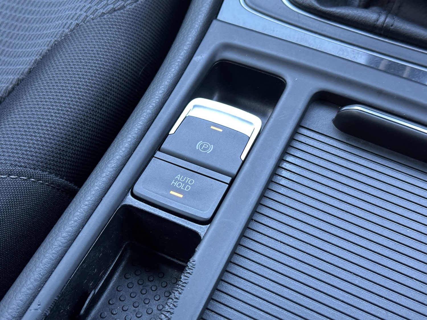 Used Volkswagen Golf 2018 for sale - 77162200: Photo 30