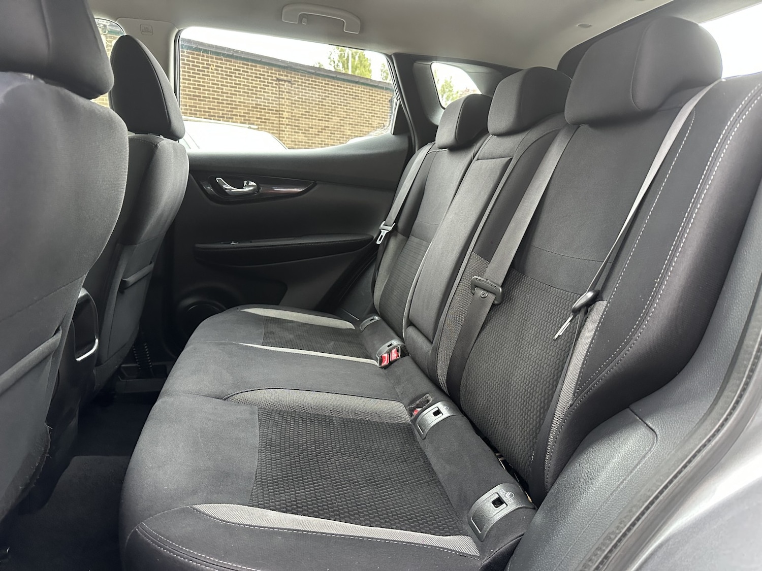 Used Nissan Qashqai 2017 for sale - 75731104: Photo 15