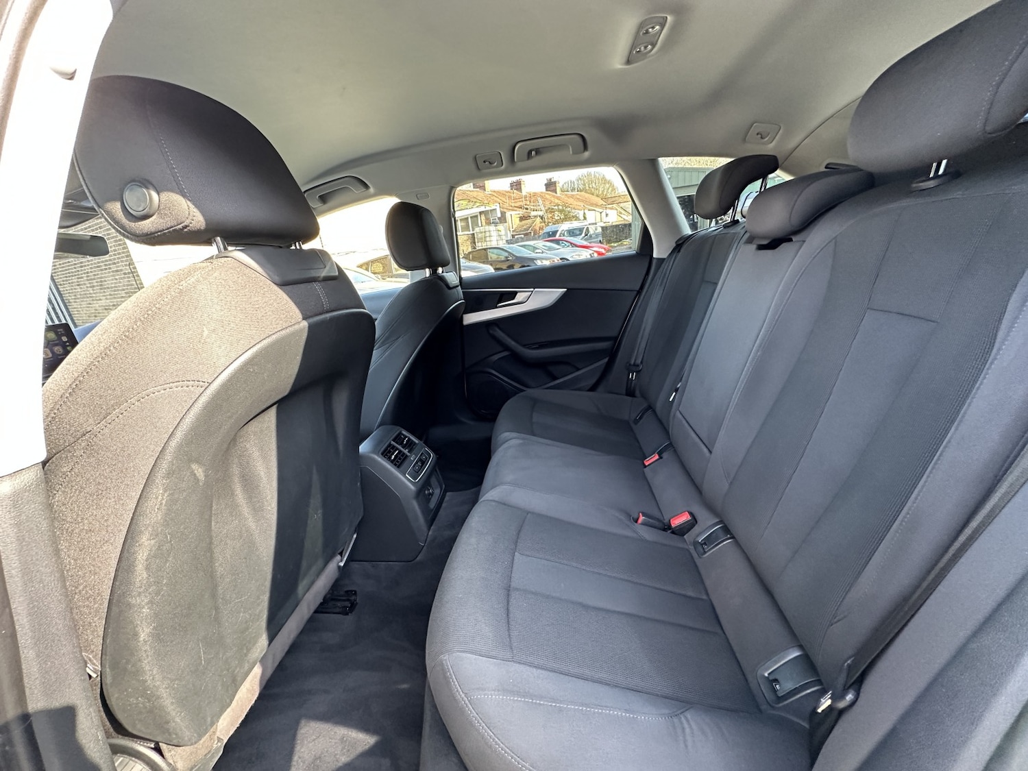 Used Audi A4 Avant 2016 for sale - 77329285: Photo 33