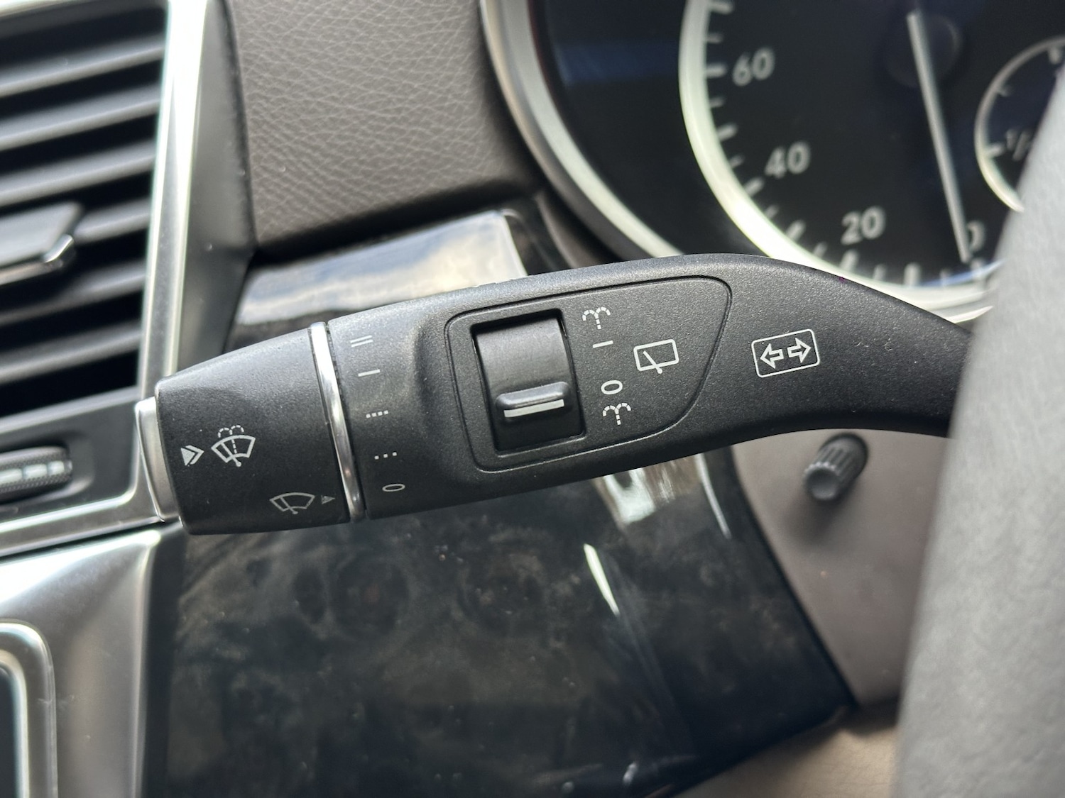 Used Mercedes-Benz M Class 2012 for sale - 75371810: Photo 38