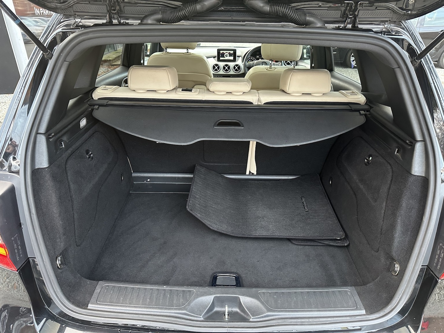 Used Mercedes-Benz B Class 2013 for sale - 76945568: Photo 33