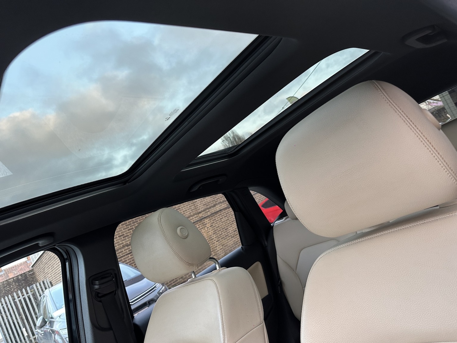 Used Mercedes-Benz B Class 2013 for sale - 76945568: Photo 42