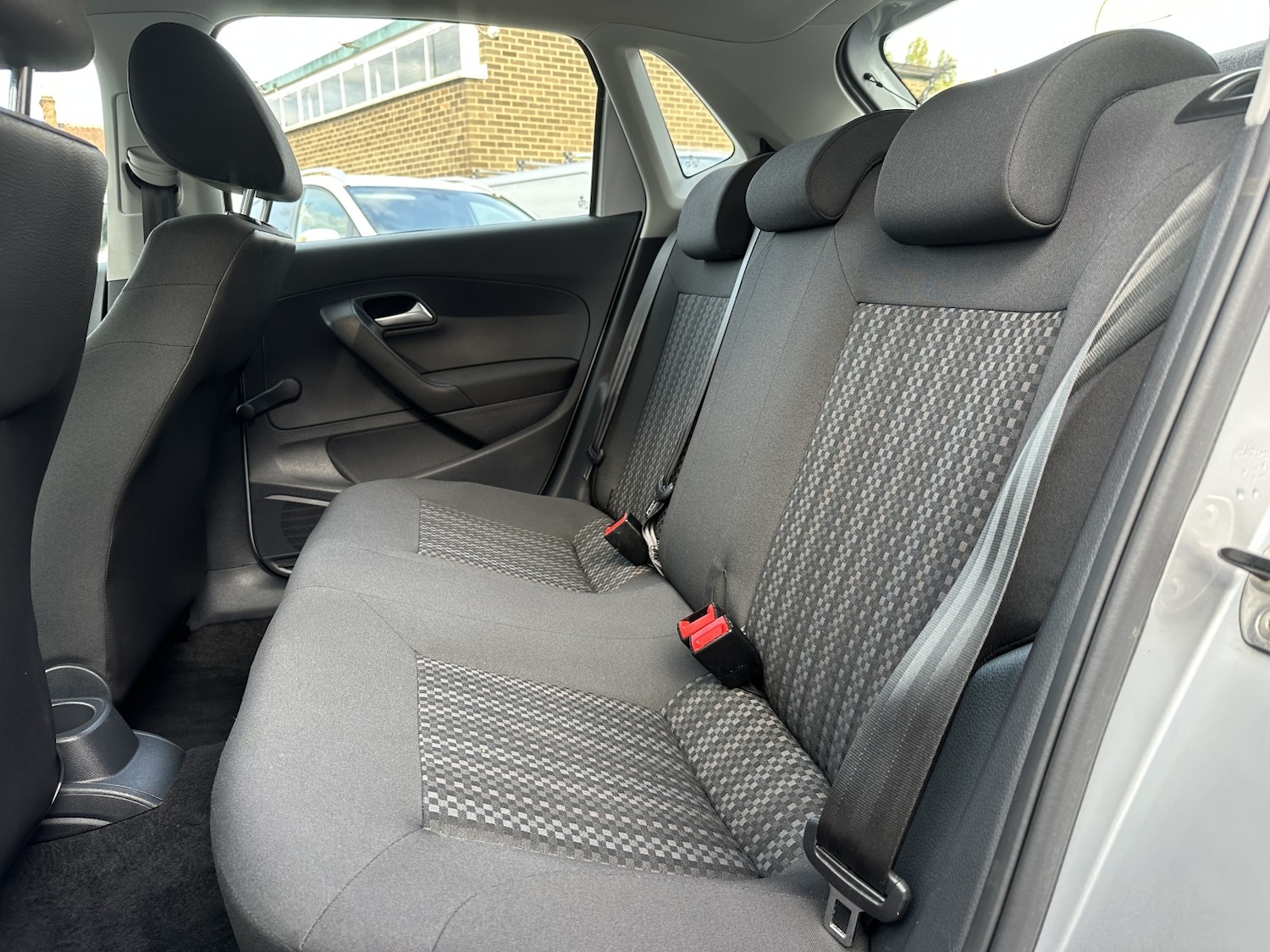 Used Volkswagen Polo 2015 for sale - 75975449: Photo 16