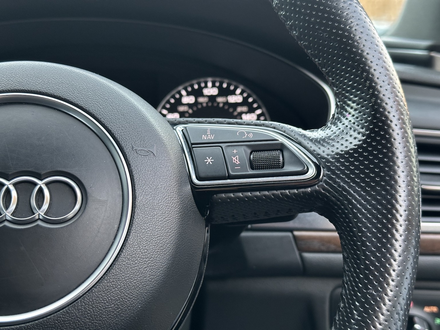 Used Audi A6 2014 for sale - 77162212: Photo 33