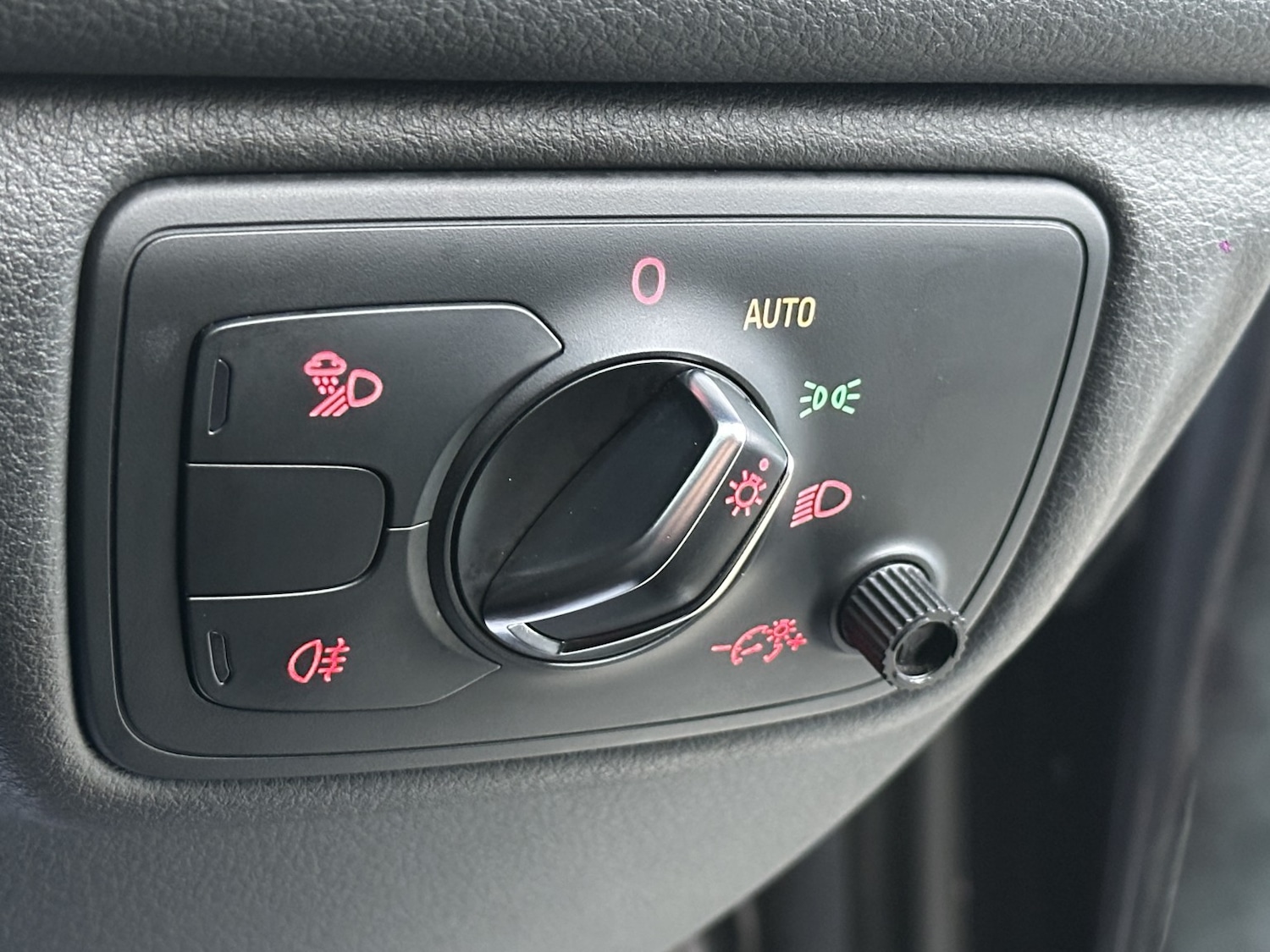 Used Audi A6 2014 for sale - 77162212: Photo 37