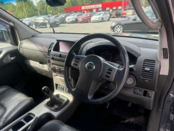 Used Nissan Navara 2007 for sale - 74840459: Photo