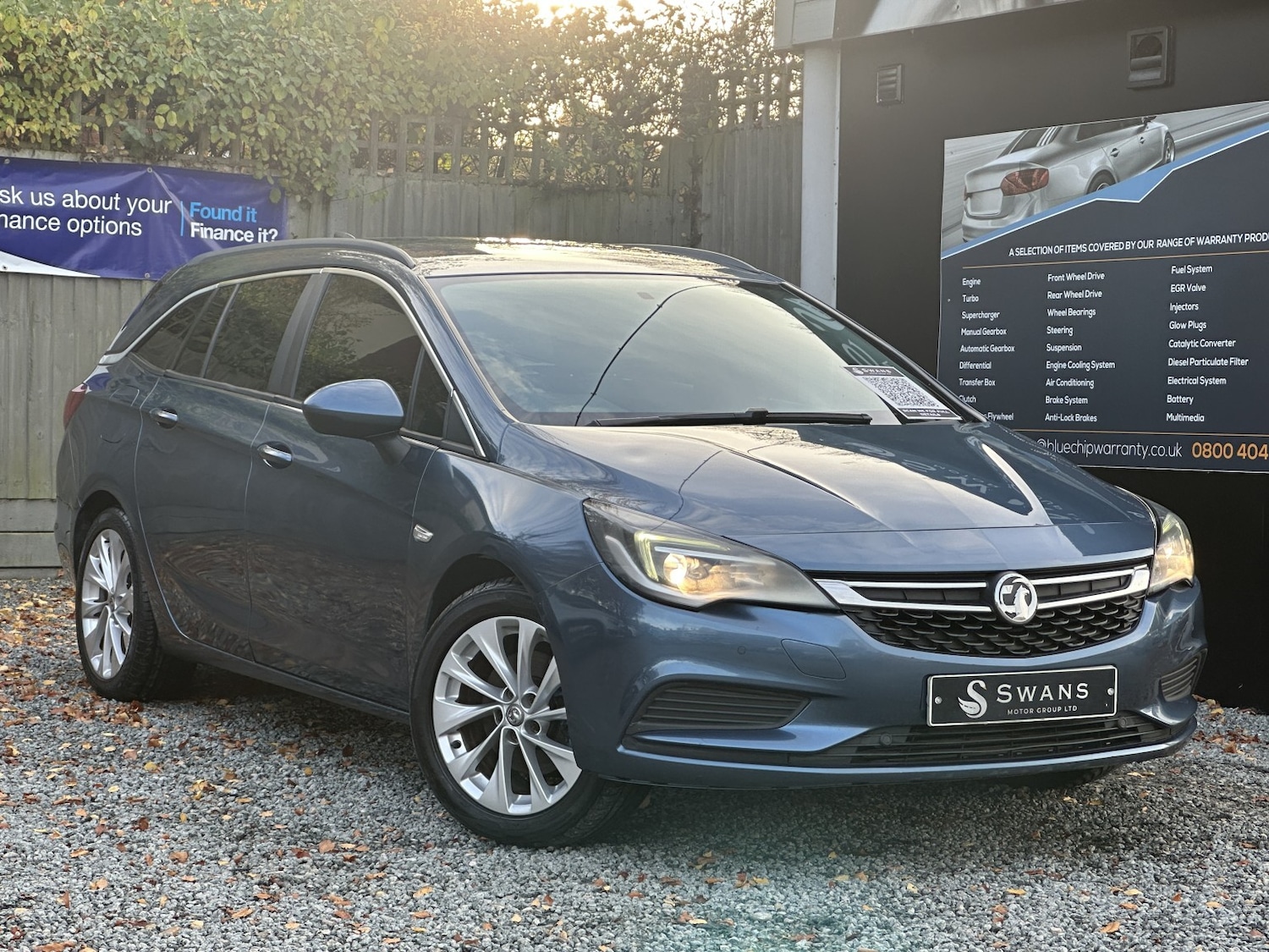 Used Vauxhall Astra 2016 for sale - 77162189: Photo 2