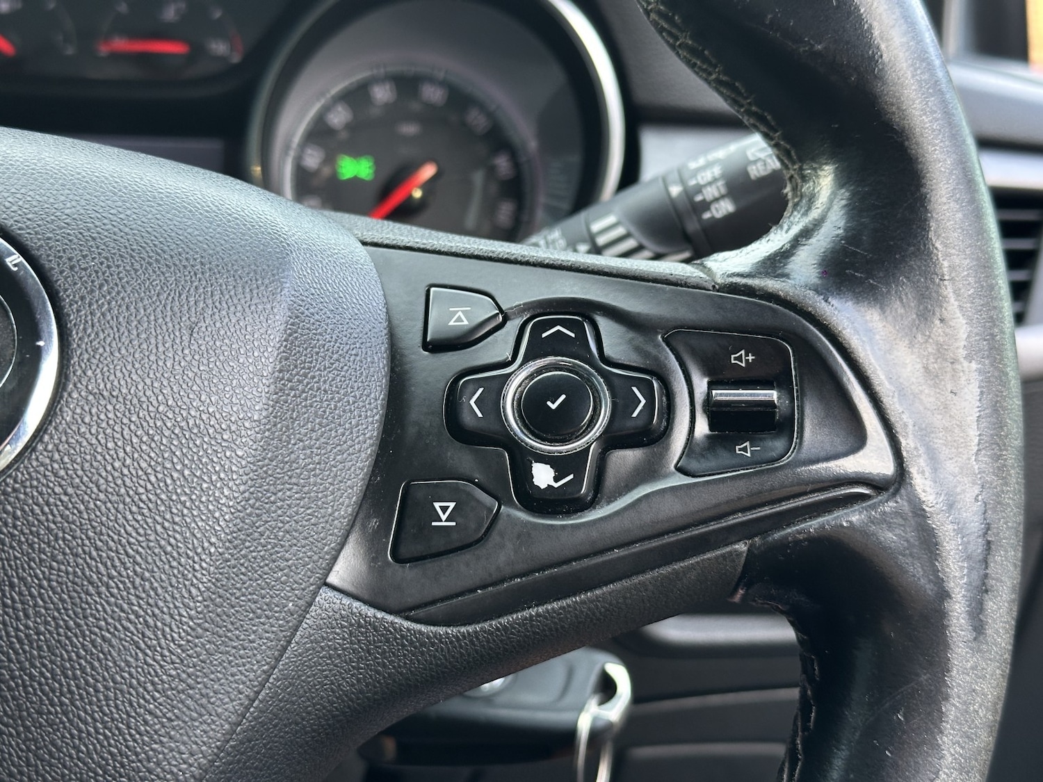 Used Vauxhall Astra 2016 for sale - 77162189: Photo 25