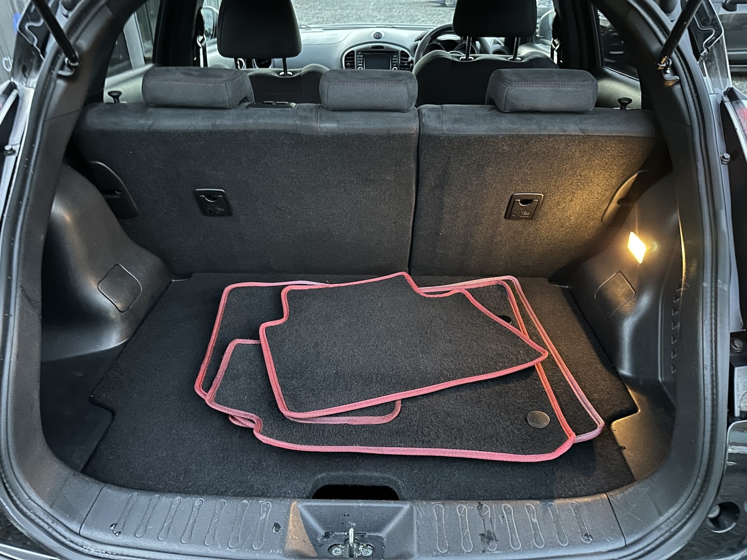 Used Nissan Juke 2015 for sale - 76884809: Photo 35