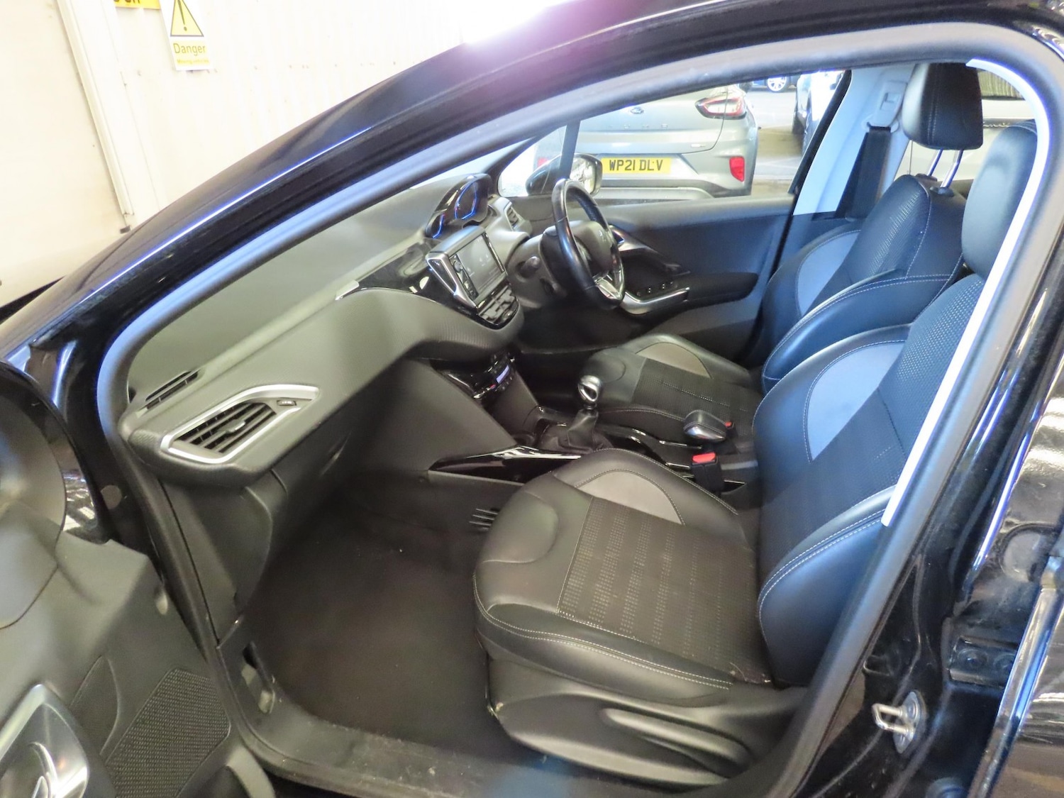 Used Peugeot 2008 2017 for sale - 78045653: Photo 20