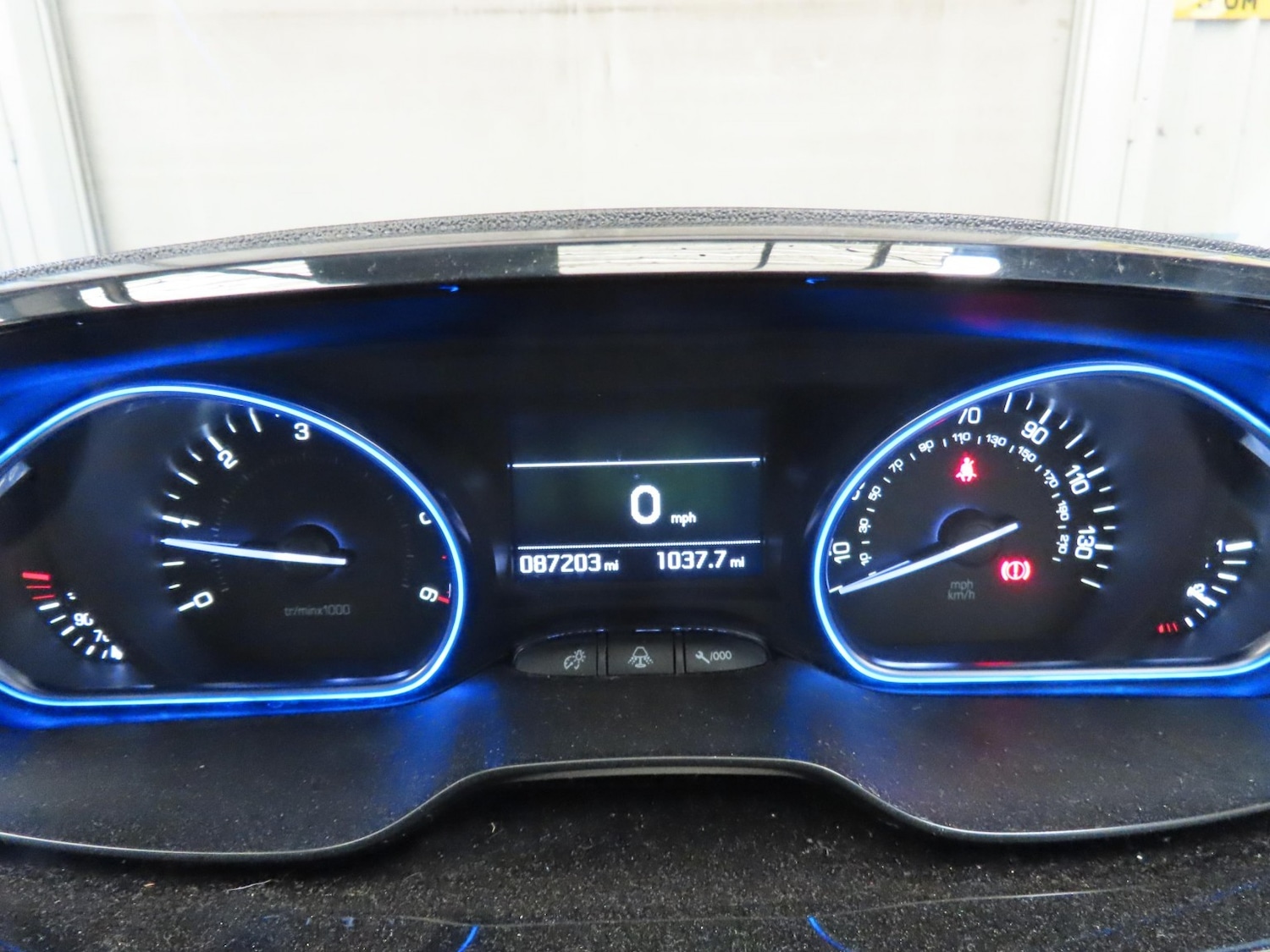 Used Peugeot 2008 2017 for sale - 78045653: Photo 21