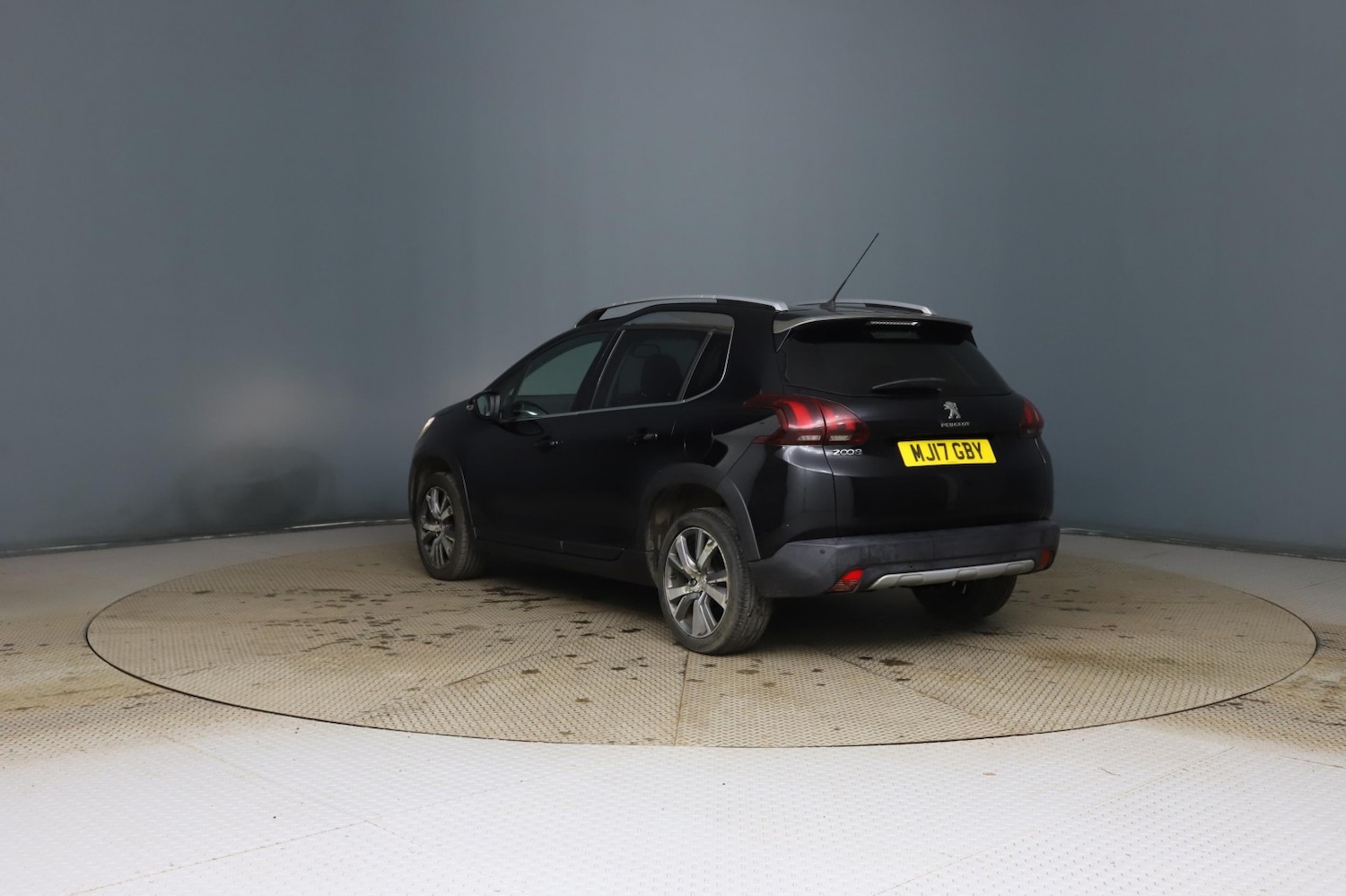 Used Peugeot 2008 2017 for sale - 78045653: Photo 5