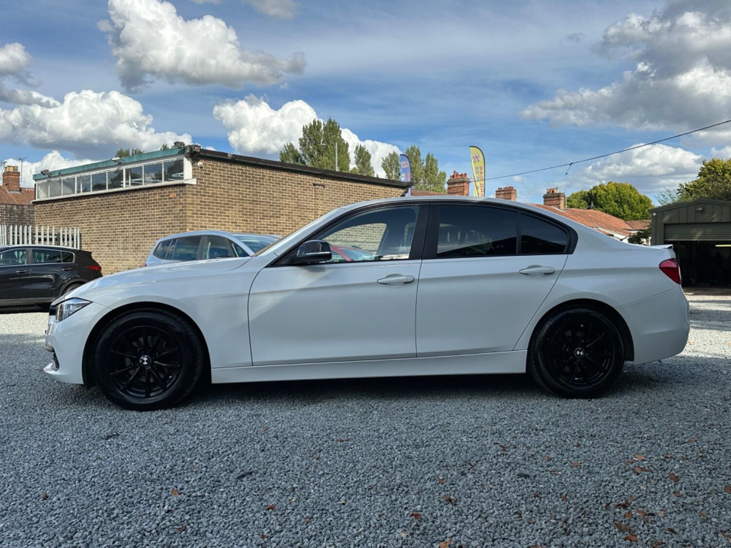 Used BMW 3 Series 2016 for sale - 76268527: Photo 11
