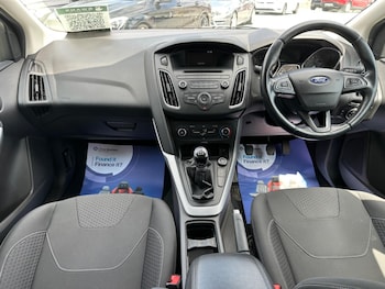 Used Ford Focus 2015 for sale - 74840460: Photo