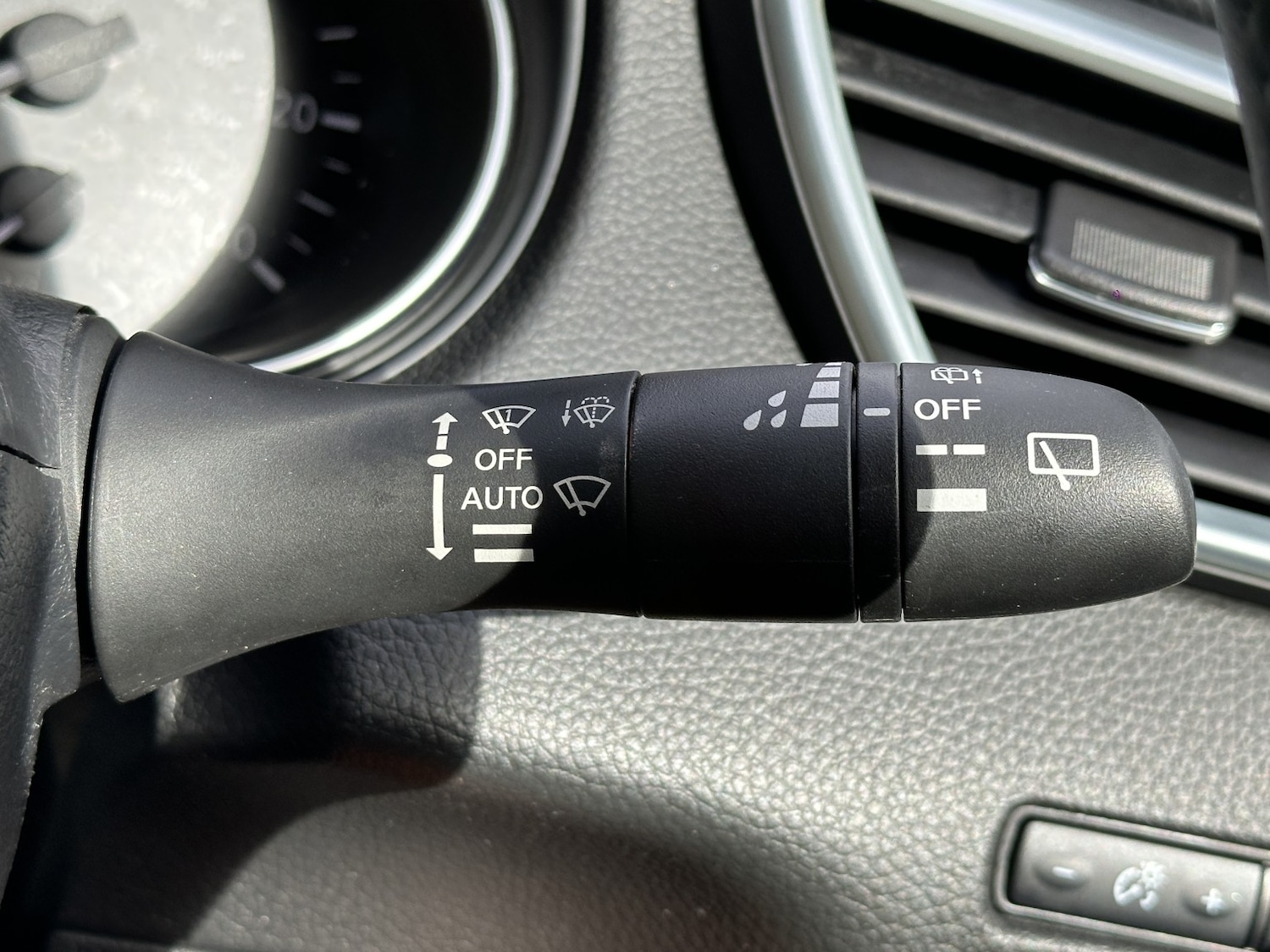 Used Nissan Qashqai 2018 for sale - 76237203: Photo 27