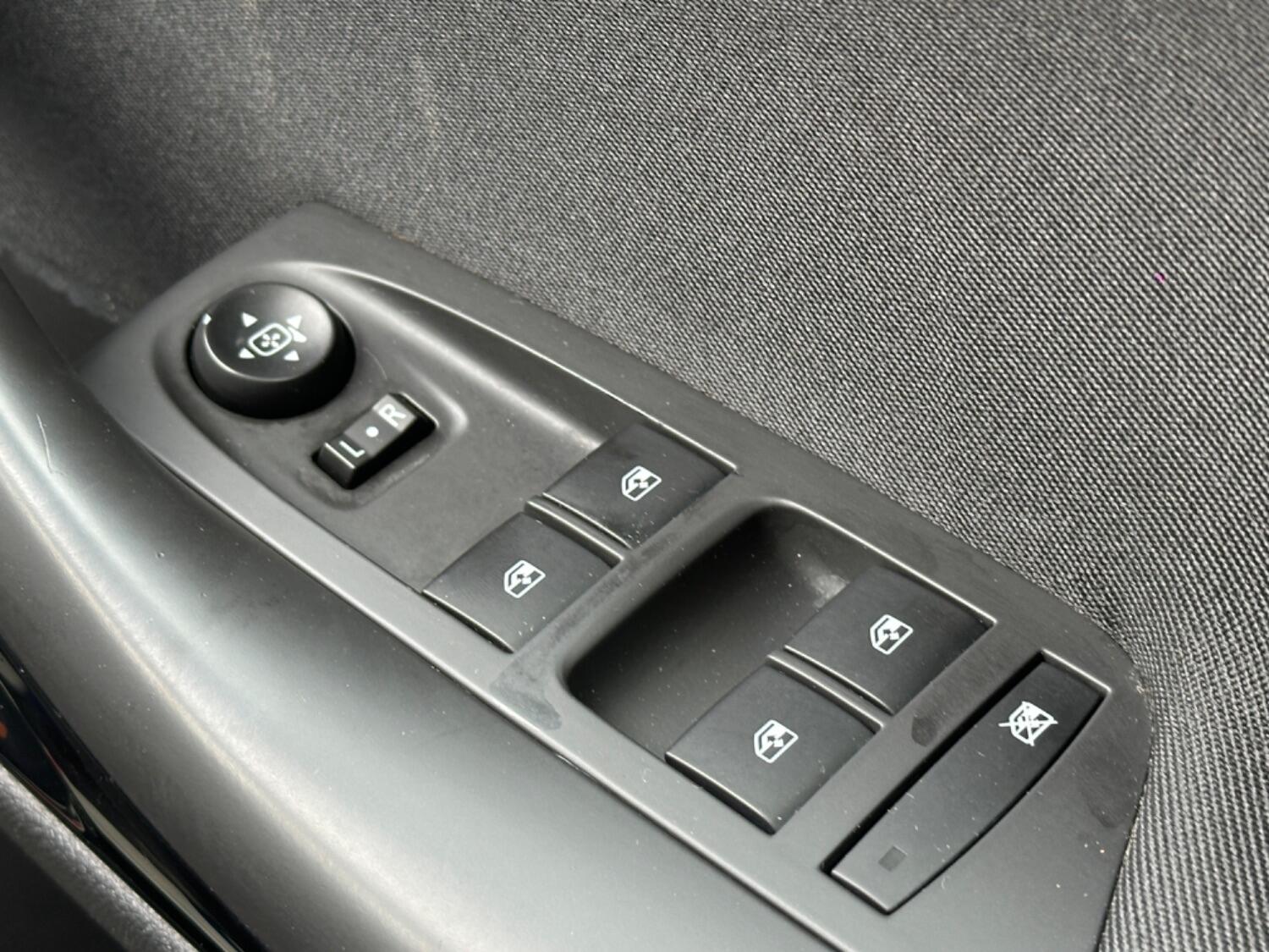 Used Vauxhall Astra 2017 for sale - 76431005: Photo 22