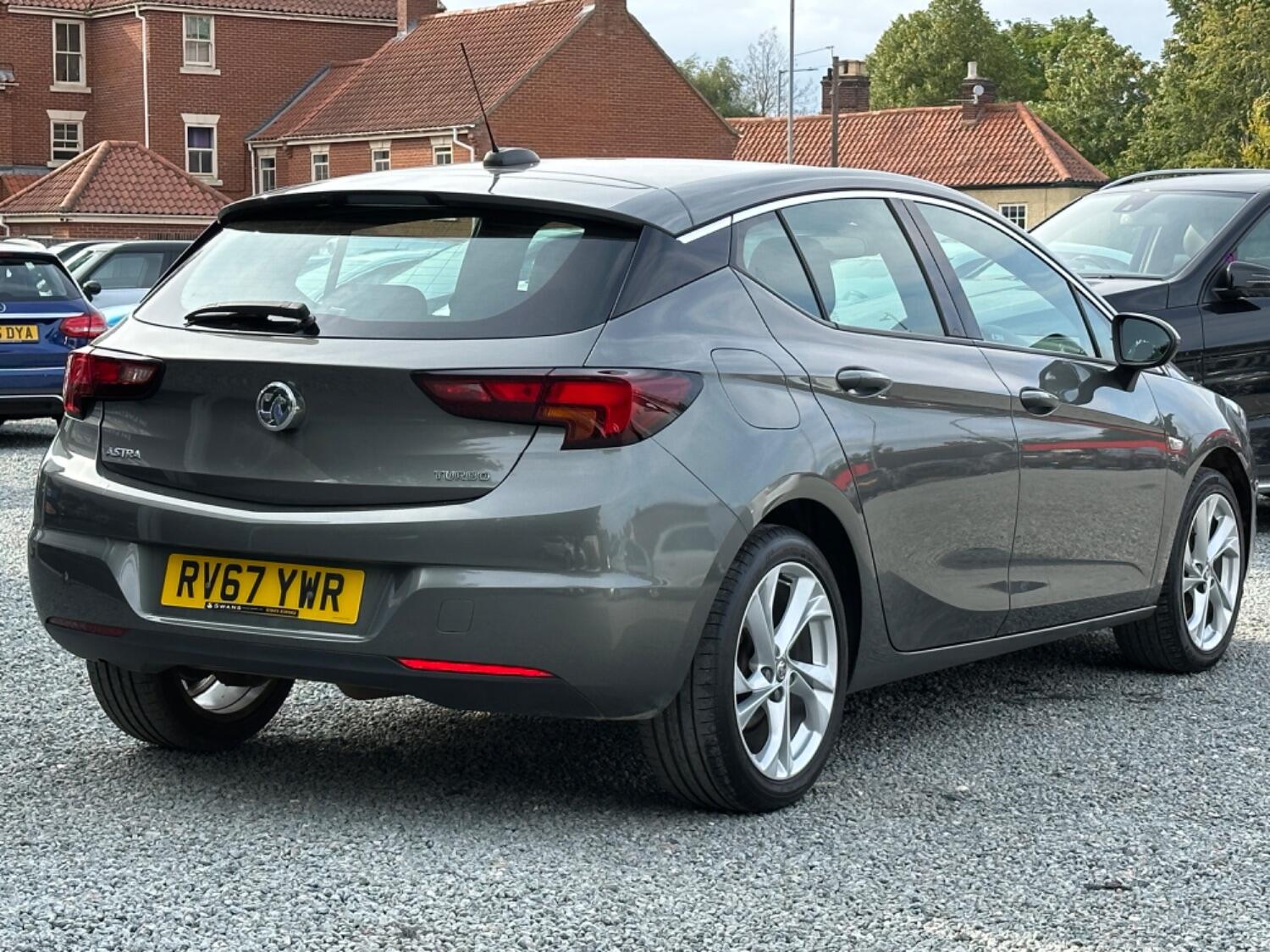 Used Vauxhall Astra 2017 for sale - 76431005: Photo 7