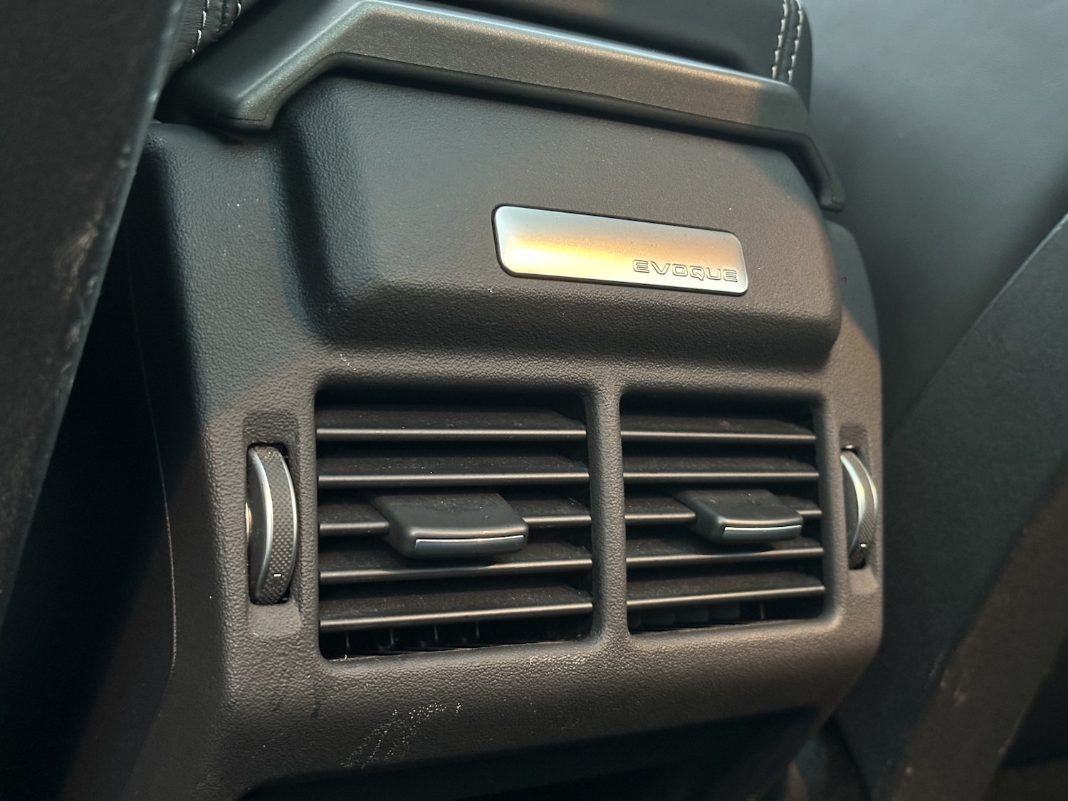 Used Land Rover Range Rover Evoque 2018 for sale - 76299111: Photo 46