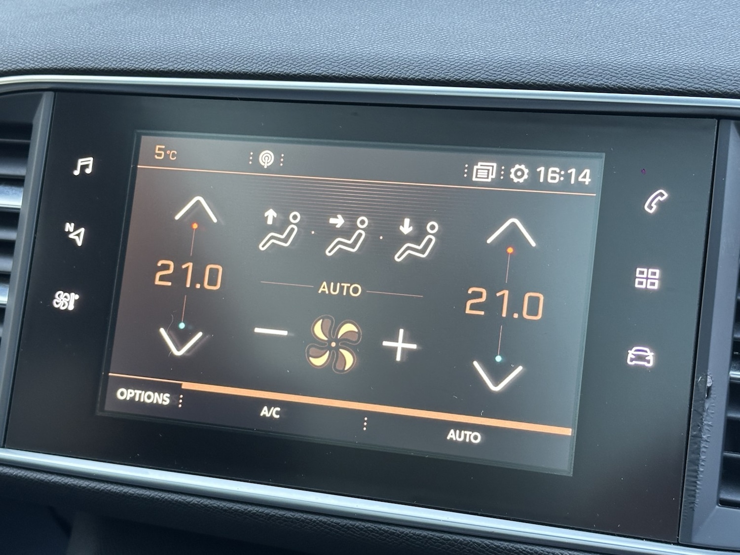 Used Peugeot 308 2018 for sale - 77162238: Photo 28