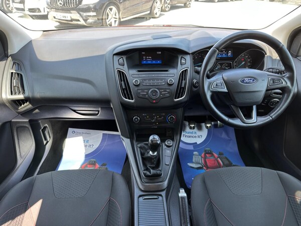 Used Ford Focus 2015 for sale - 75529742: Photo 4