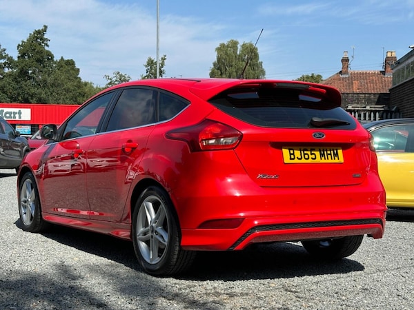 Used Ford Focus 2015 for sale - 75529742: Photo 5