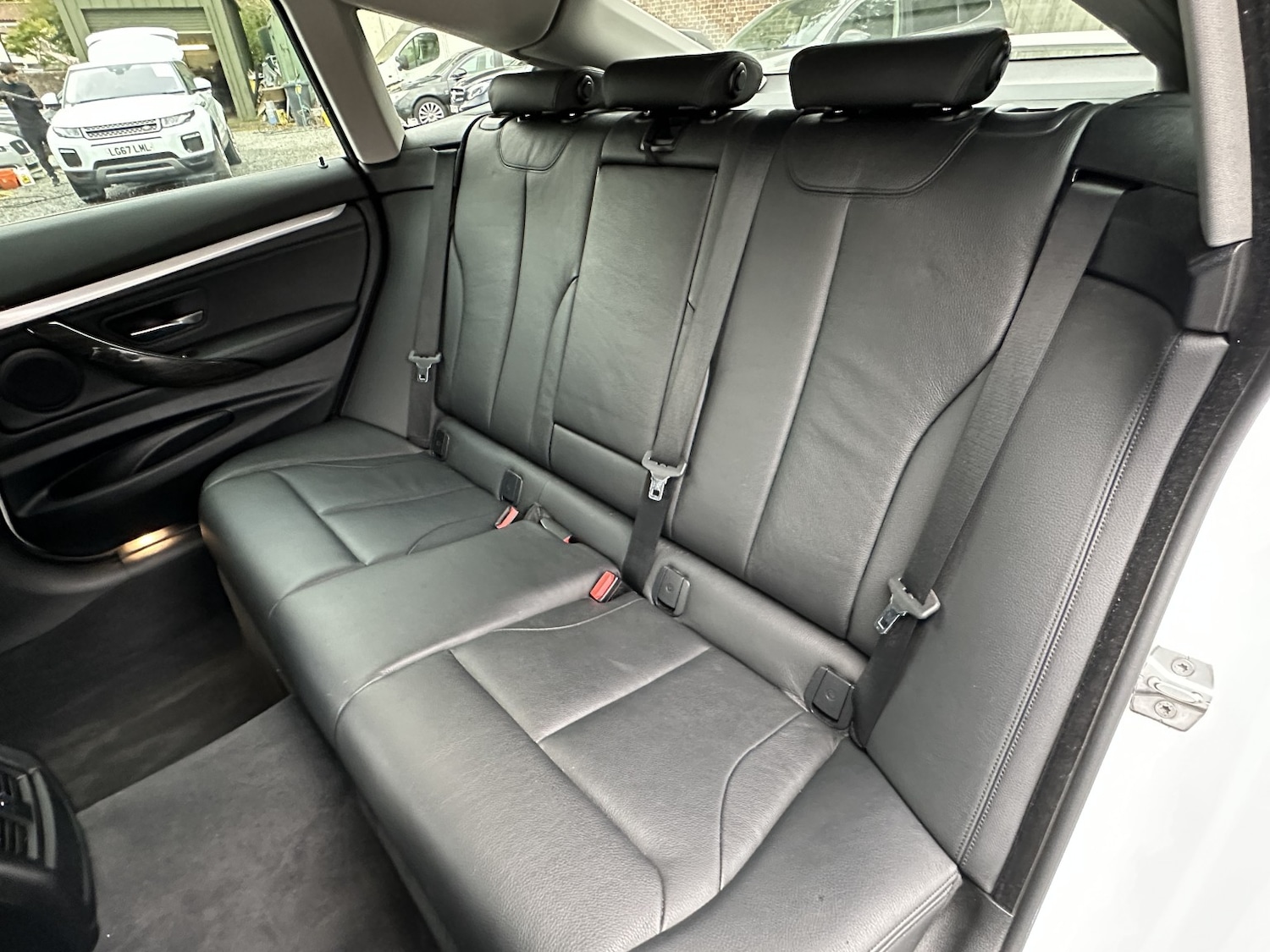 Used BMW 3 Series 2016 for sale - 76237157: Photo 11