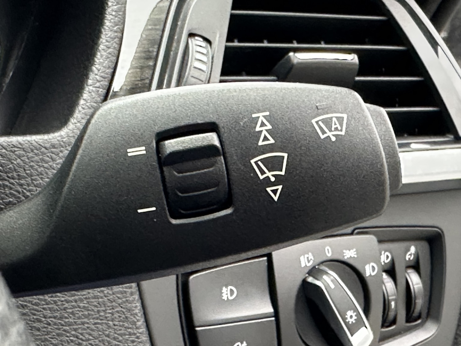 Used BMW 3 Series 2016 for sale - 76237157: Photo 40