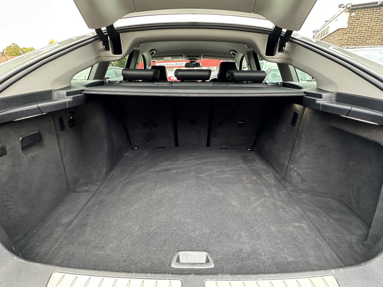 Used BMW 3 Series 2016 for sale - 76237157: Photo 42