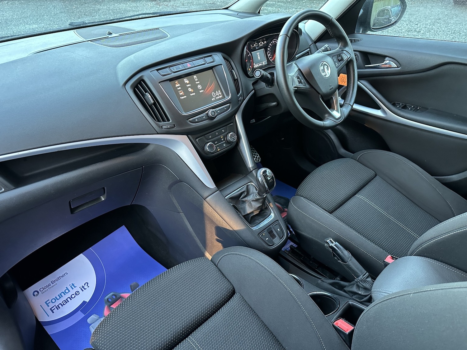 Used Vauxhall Zafira 2017 for sale - 77342690: Photo 10