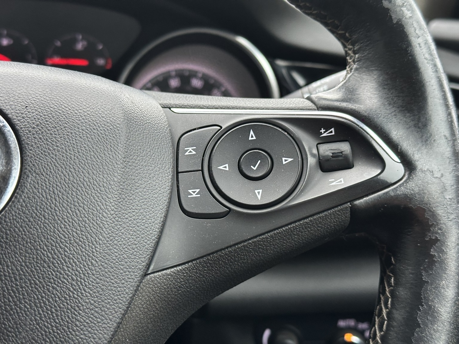 Used Vauxhall Insignia 2017 for sale - 76945576: Photo 27