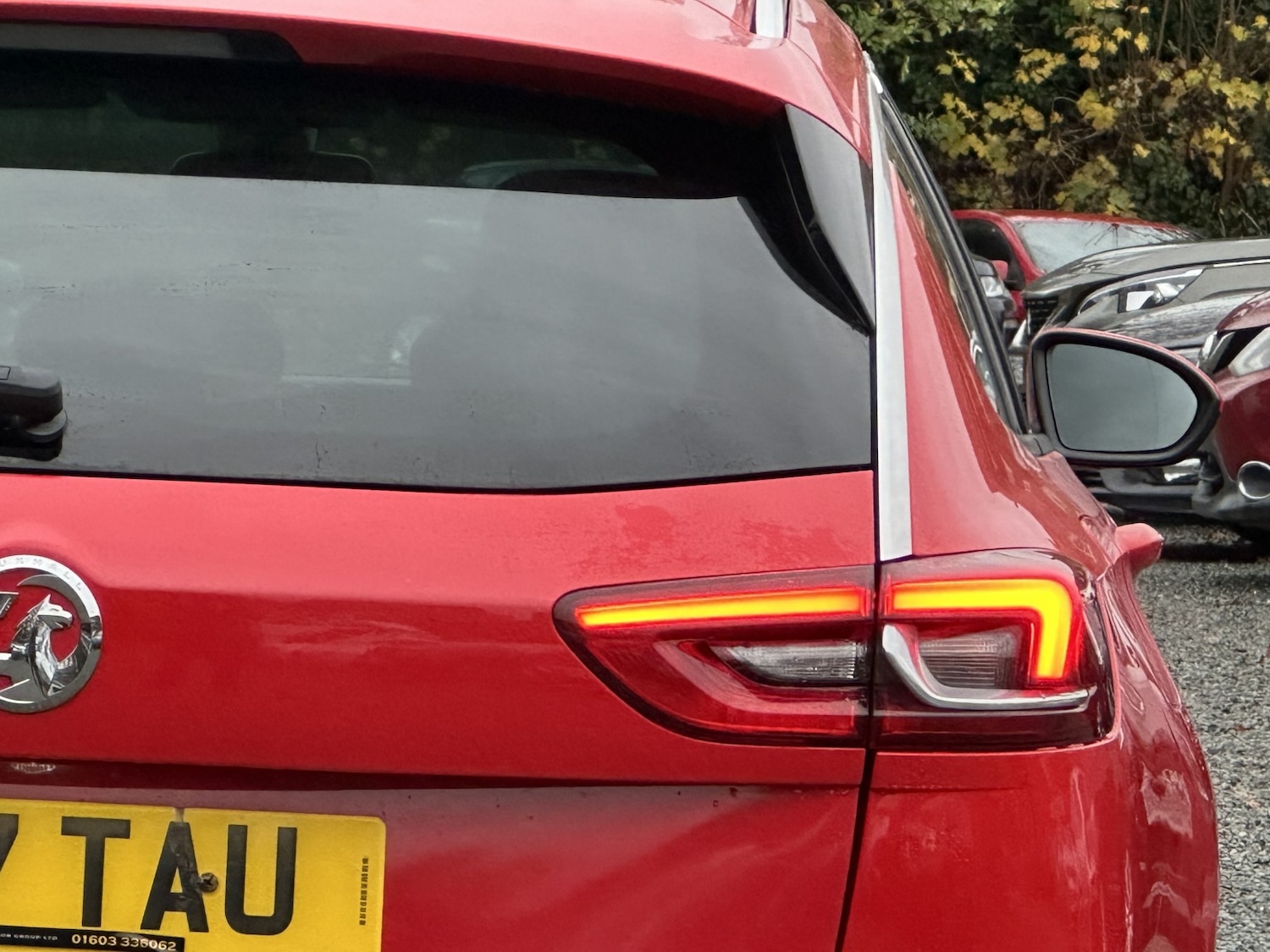 Used Vauxhall Insignia 2017 for sale - 76945576: Photo 7