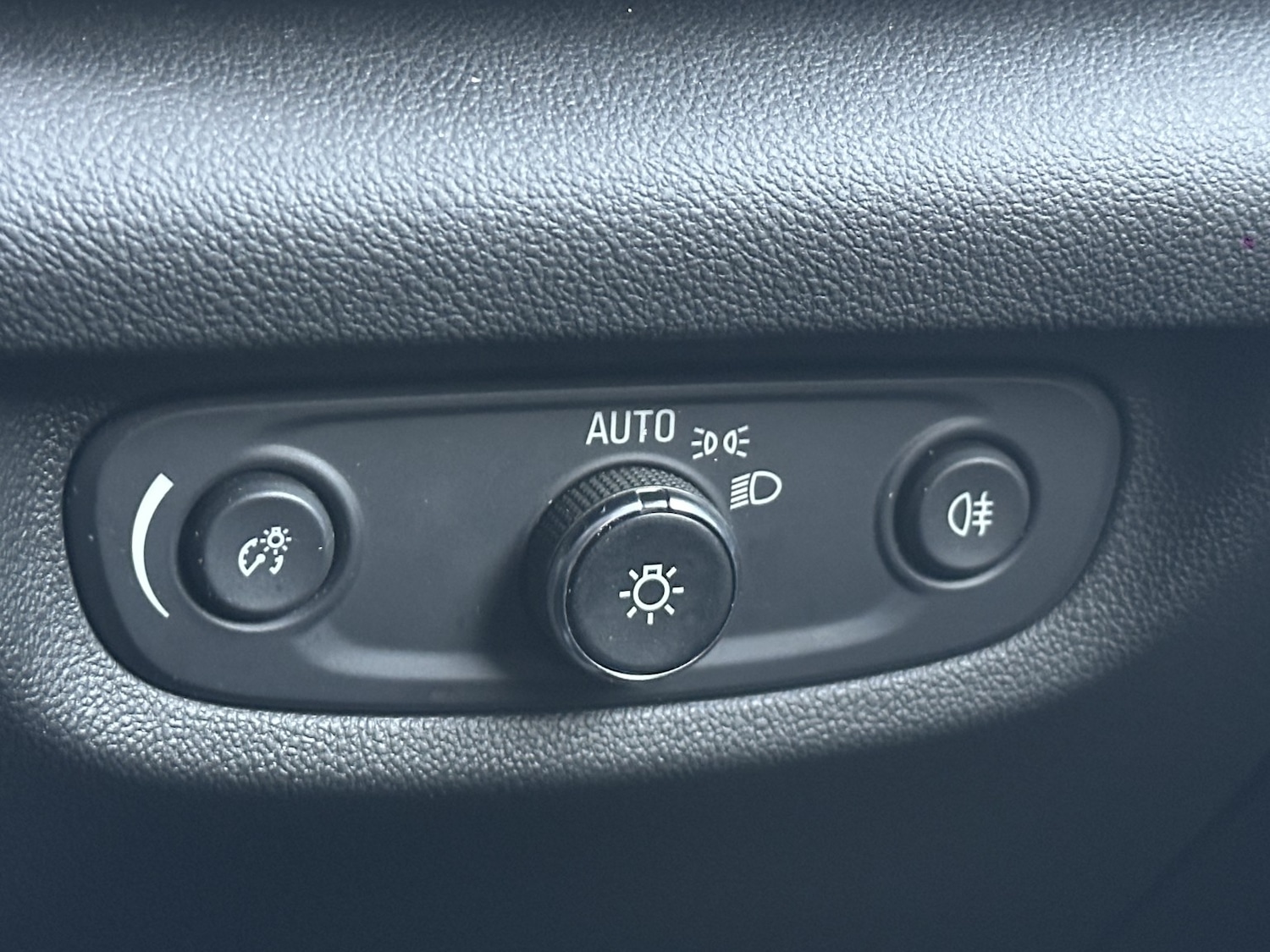 Used Vauxhall Insignia 2020 for sale - 76945549: Photo 35