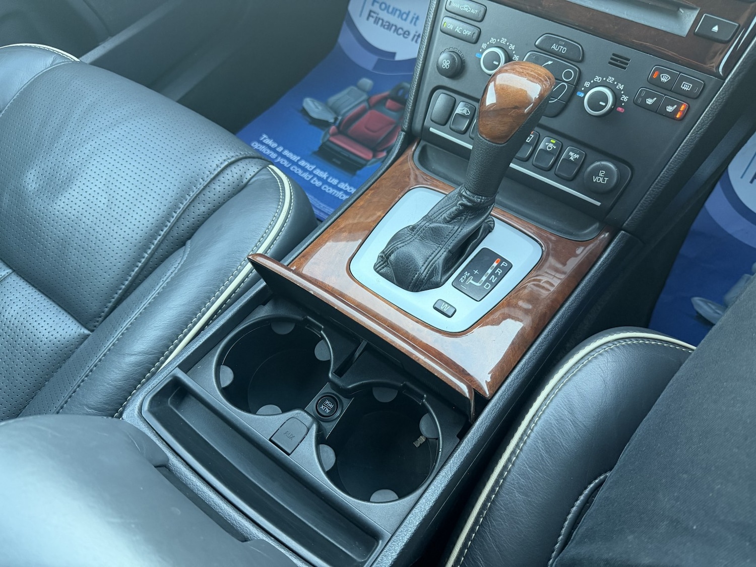 Used Volvo XC90 2011 for sale - 76945613: Photo 26