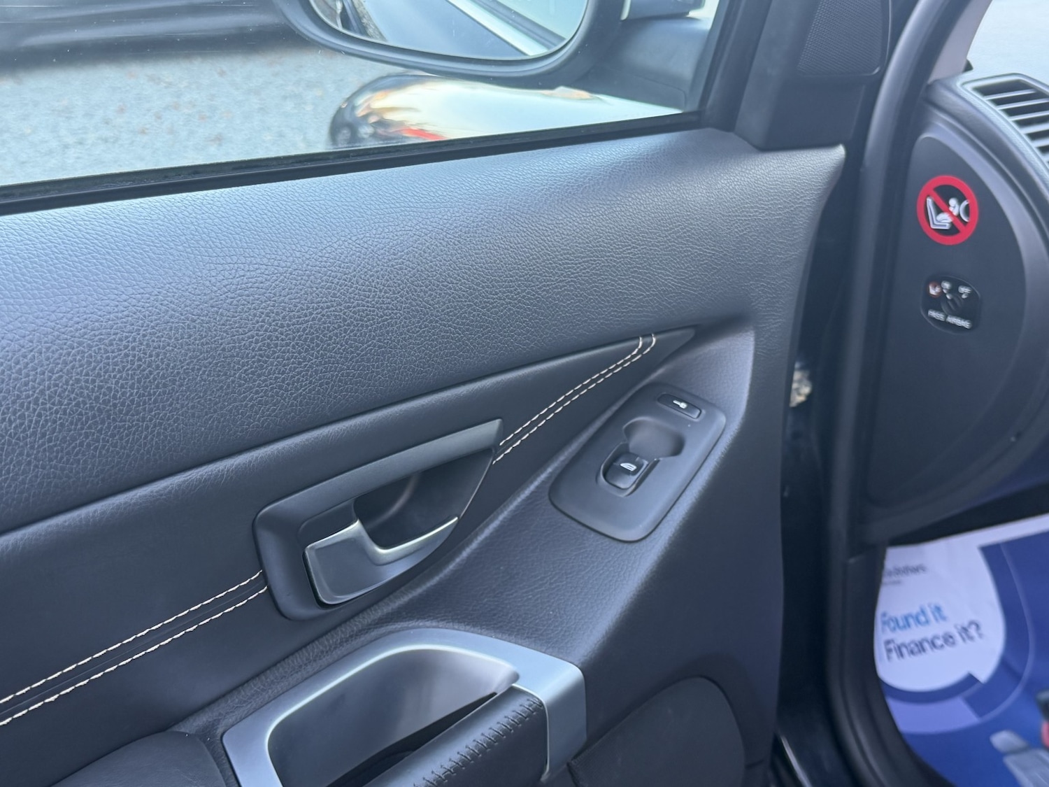 Used Volvo XC90 2011 for sale - 76945613: Photo 34