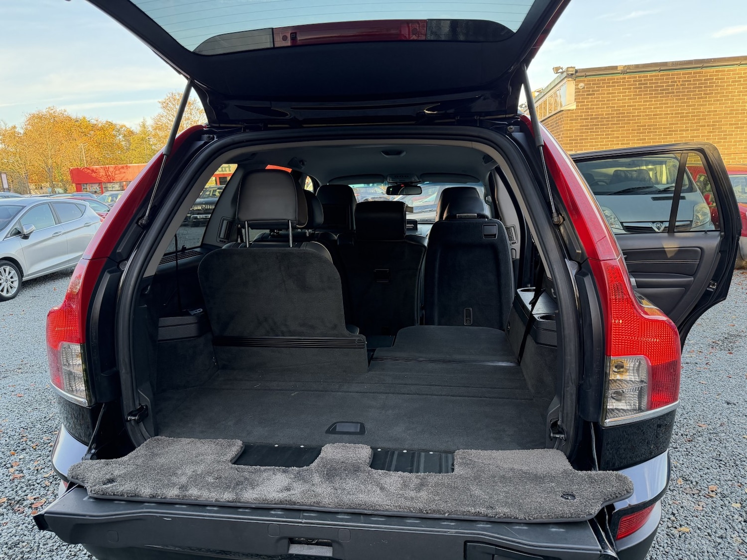 Used Volvo XC90 2011 for sale - 76945613: Photo 43