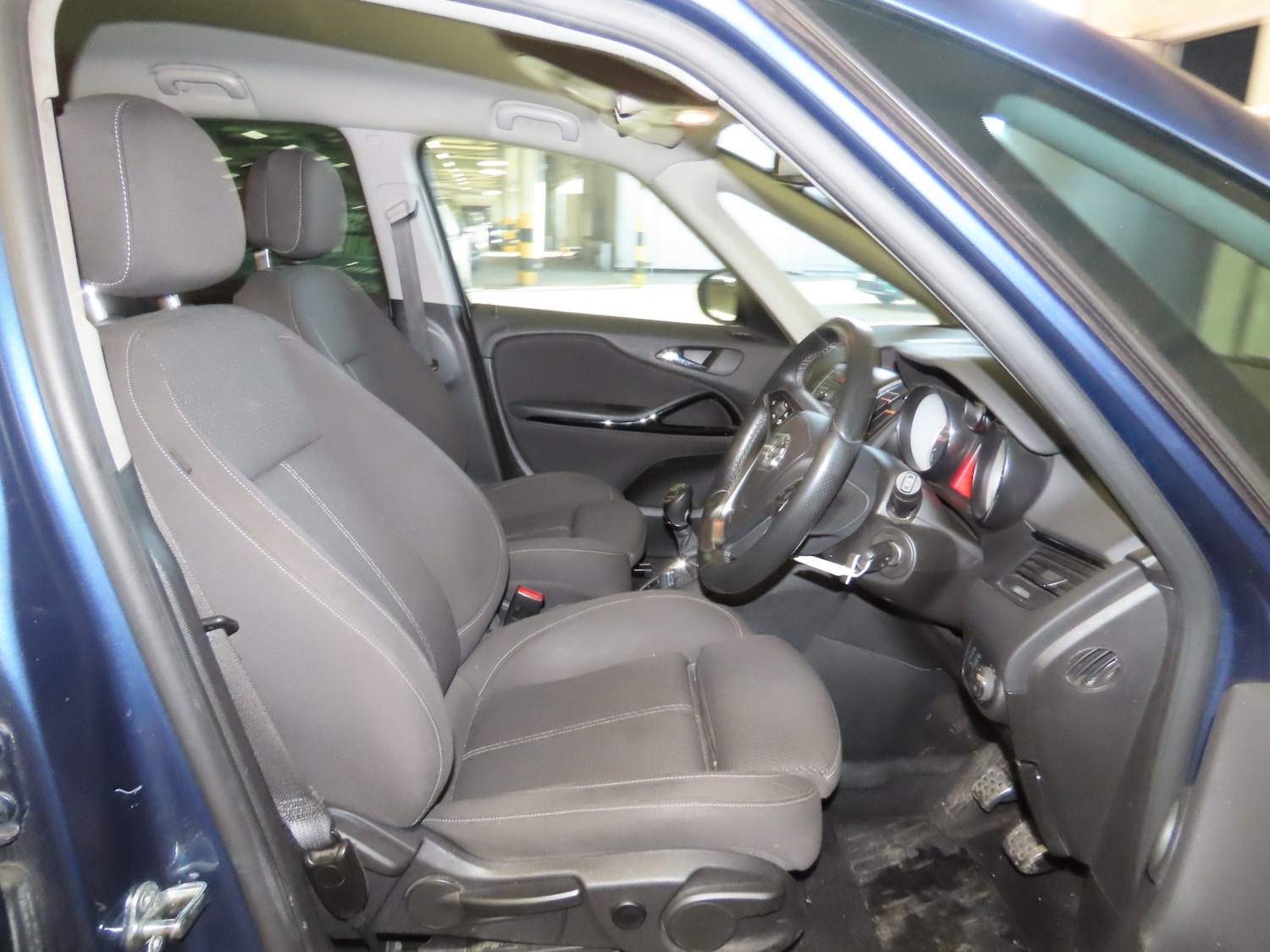 Used Vauxhall Zafira 2015 for sale - 78045701: Photo 19