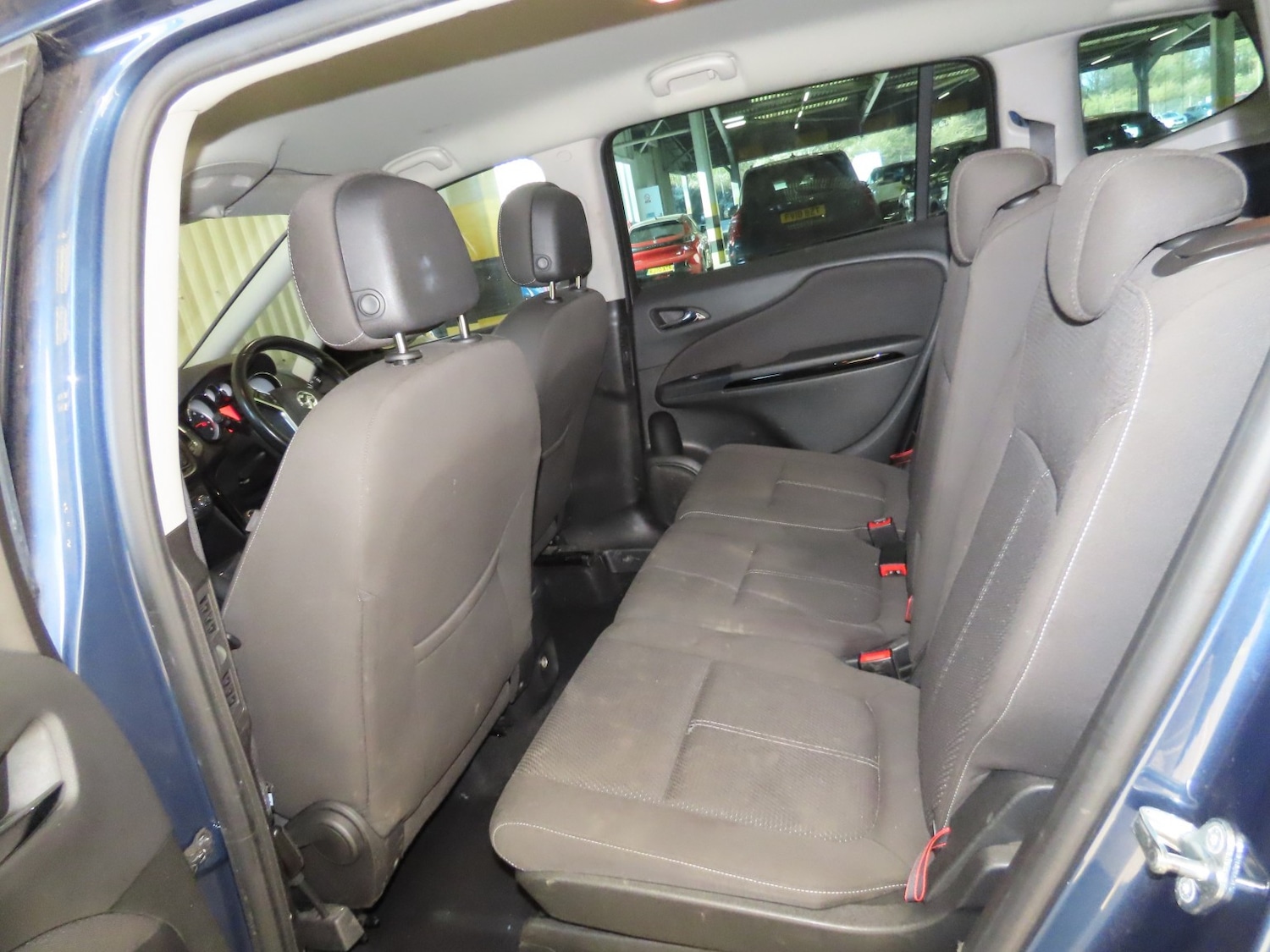 Used Vauxhall Zafira 2015 for sale - 78045701: Photo 9