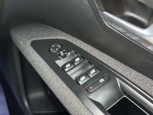 Used Peugeot 5008 2020 for sale - 74582348: Photo 30