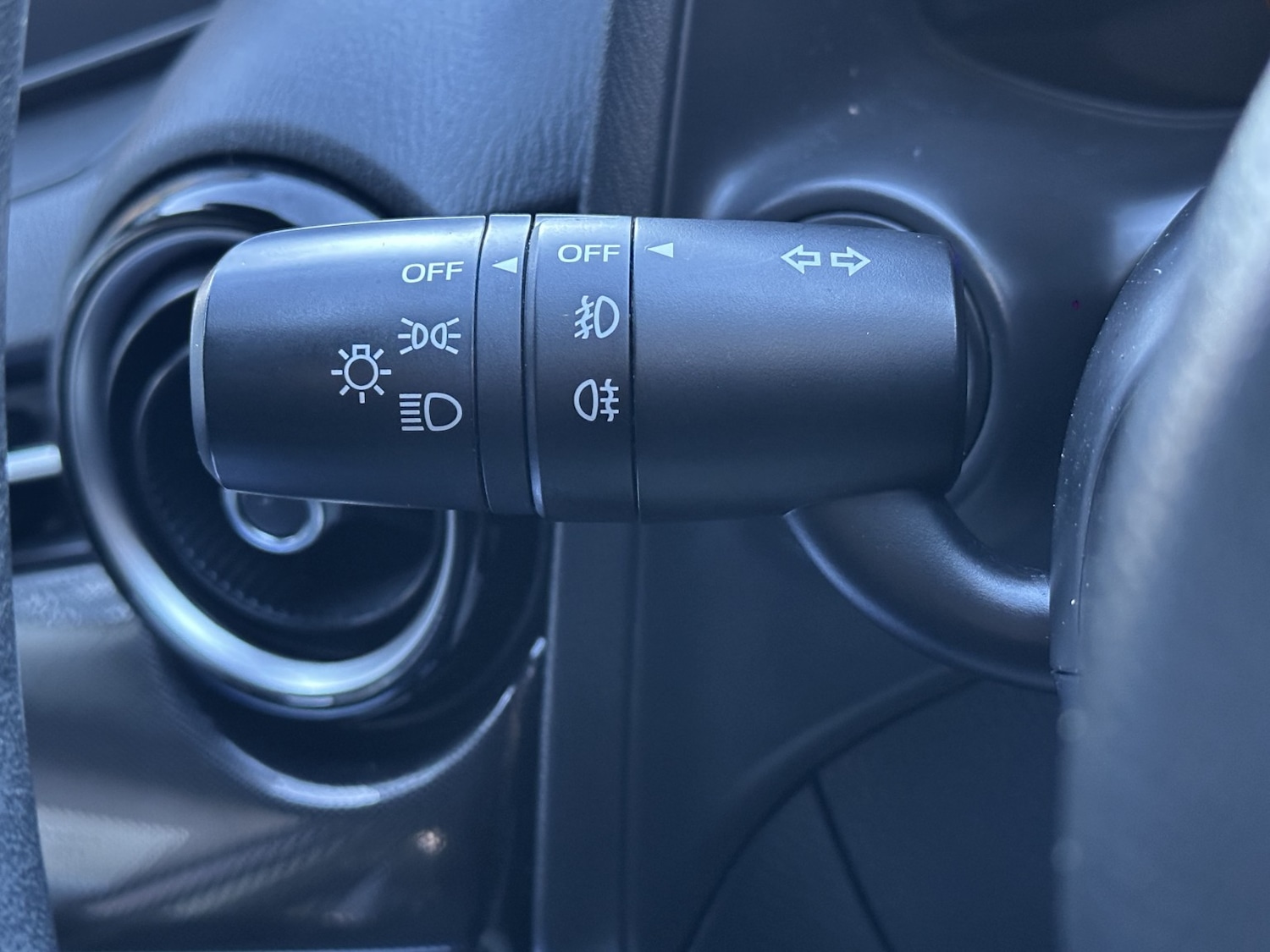 Used Mazda Mazda2 2016 for sale - 76299077: Photo 32