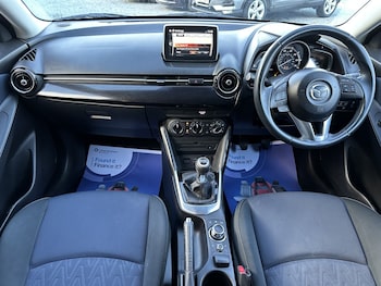 Used Mazda Mazda2 2016 for sale - 76299077: Photo