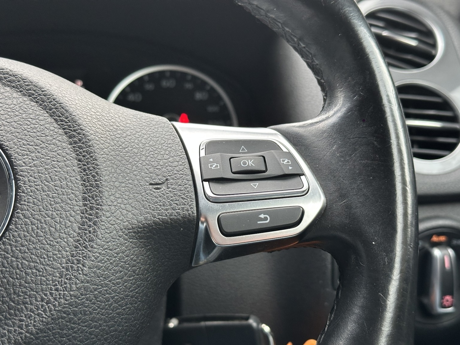 Used Volkswagen Tiguan 2014 for sale - 76945582: Photo 21