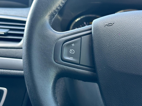 Used Renault Megane 2014 for sale - 74840377: Photo 12