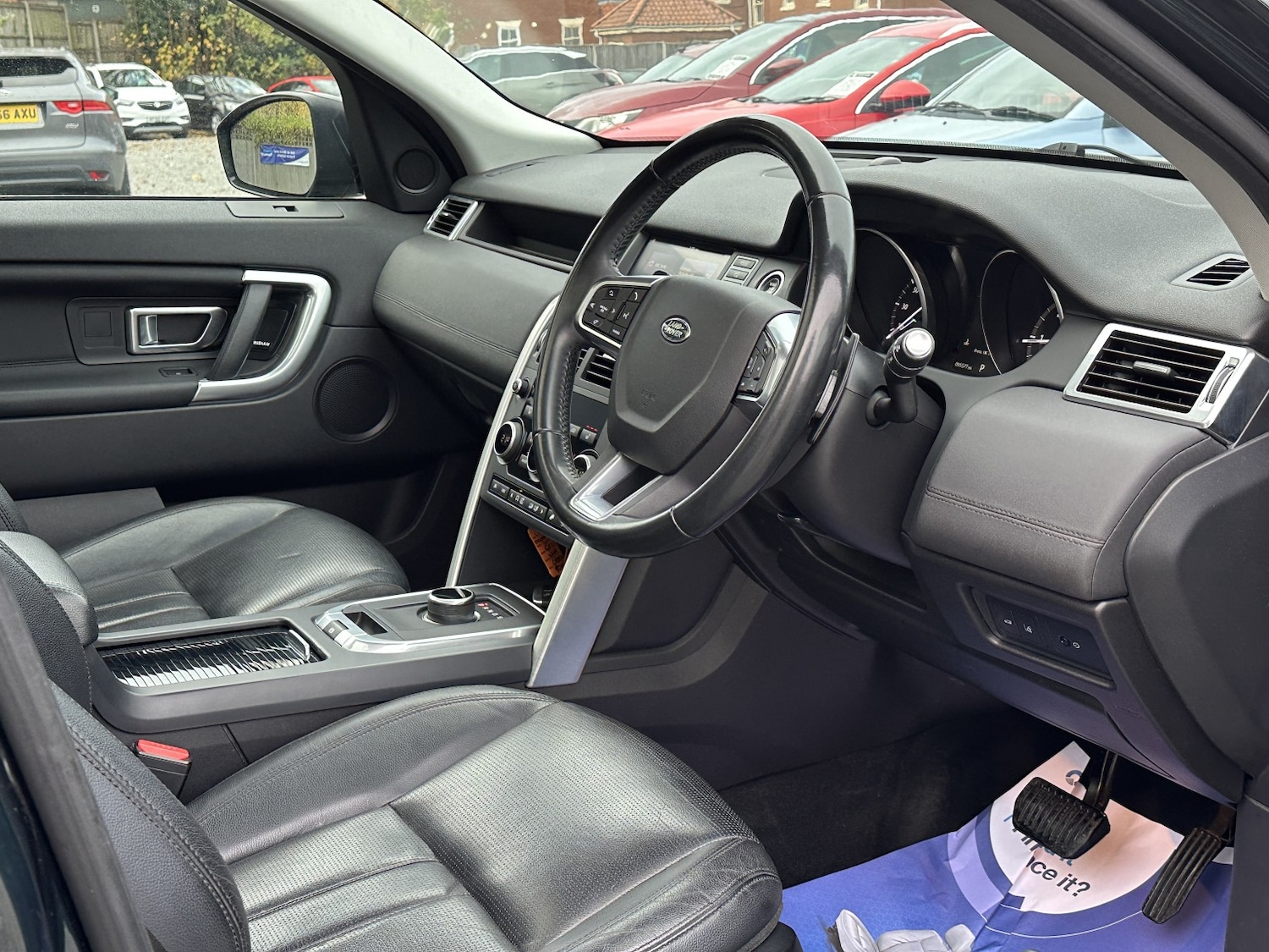 Used Land Rover Discovery Sport 2017 for sale - 76945585: Photo 28